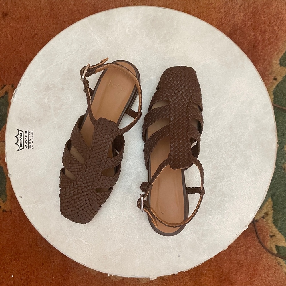 LOQ Brown Woven Sandals Arlo in Mousse